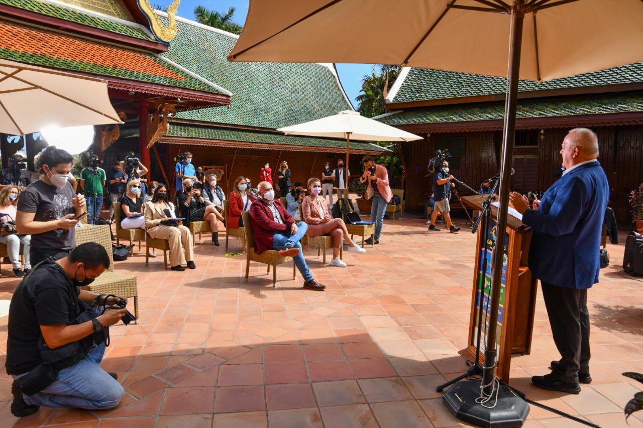 Rueda de prensa con motivo de la reapertura de Loro Parque