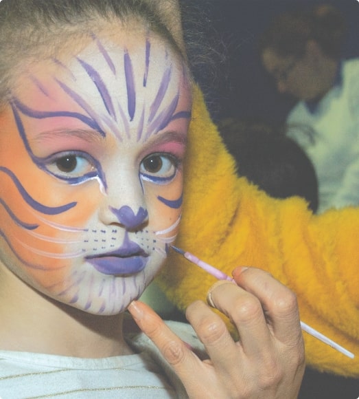 niña maquillaje infantil